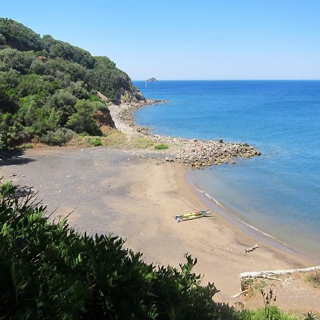 B&B Capo Pero Рио Марина Екстериор снимка